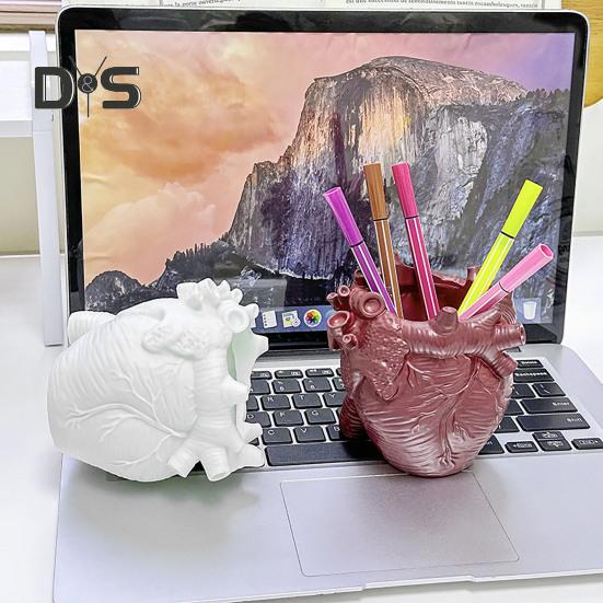 Kleiner Stifthalter in Form eines menschlichen Herzorgans, realistisches 3D-Herzanatomiemodell, Schreibtisch-Aufbewahrungs-Organizer für Make-up-Pinsel und Stifte