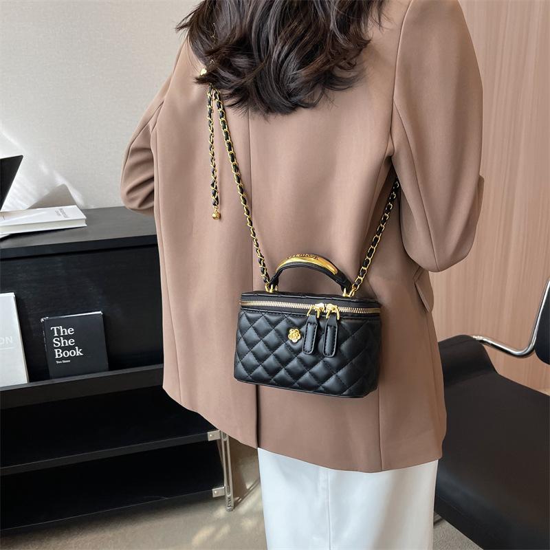 Premium Textur Ausländischer Stil Mini Damen Tasche Frühling und Sommer 2025 Neue Mode Diamantkette Schultertasche Handtrage Kleine Quadratische Tasche