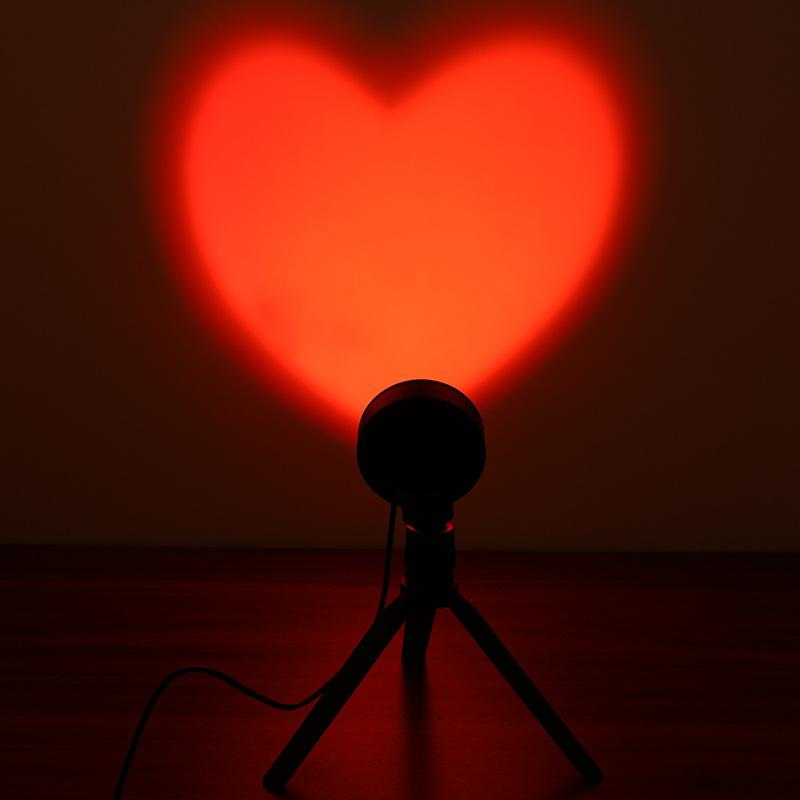 1 Piece Romantic Heart-Shaped LED Projector Light USB Powered Photography Background Party Bedroom Decor Ideal Valentine's Day