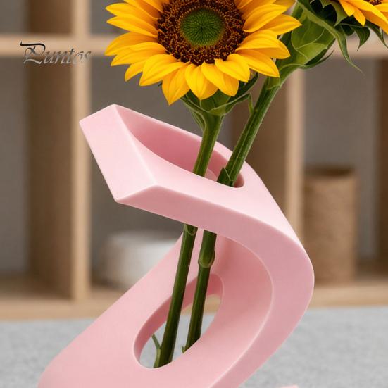 Handmade Carved Decor 3D Printed Curved Flower Arrangement Stand, Minimalist Holder Ornament, Bedroom Desk Accessory Creative Artistic Table