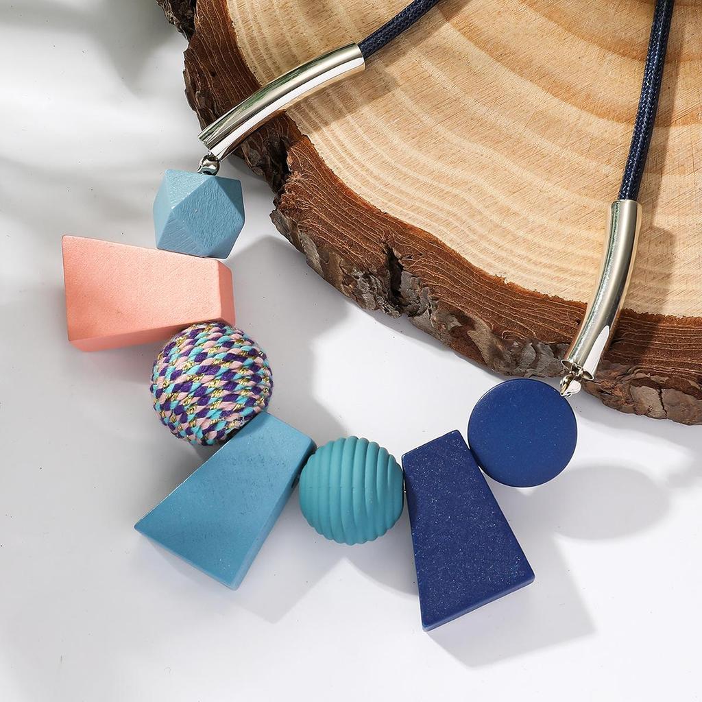 Exaggerated round bead geometric necklace fashionable simple high-end collarbone chain colorful Bohemian retro jewelry