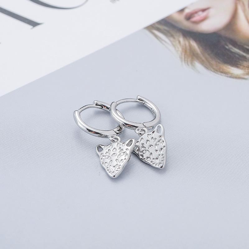 ANENJERY Leopard Animal Hoop Earrings Female Creative Light Luxury French Jewelry