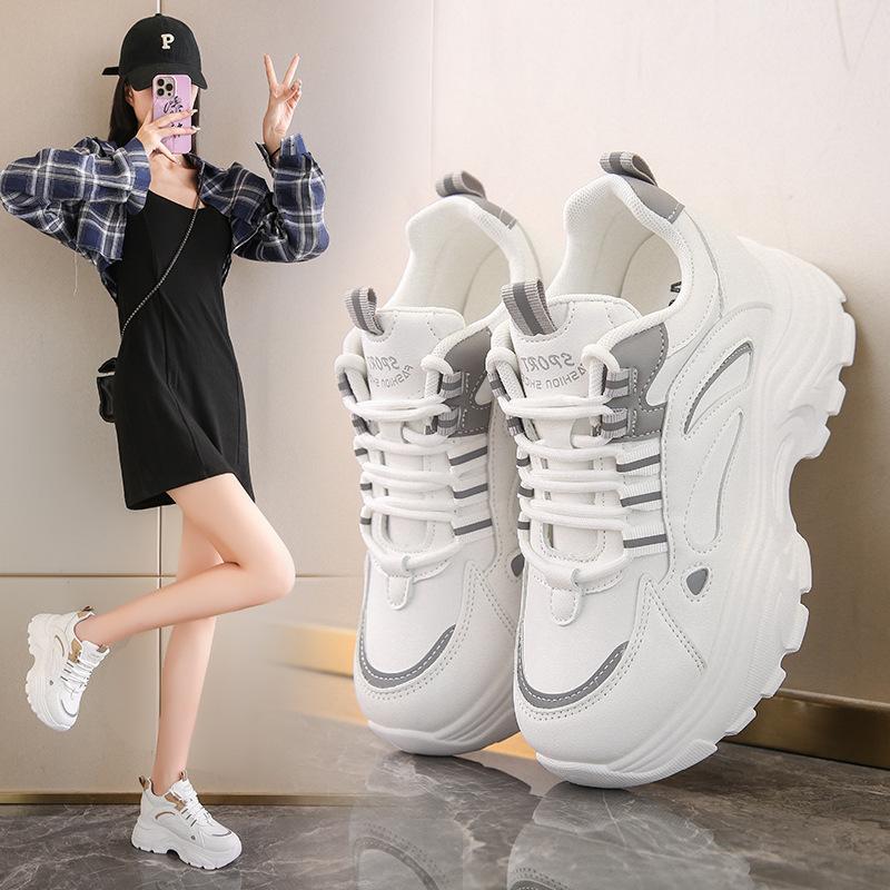 Dad Shoes Girl 2025 Autumn New Korean Version Versatile Skinny Small Man Height Increasing Thick-soled Wedge Heel Casual Sneakers