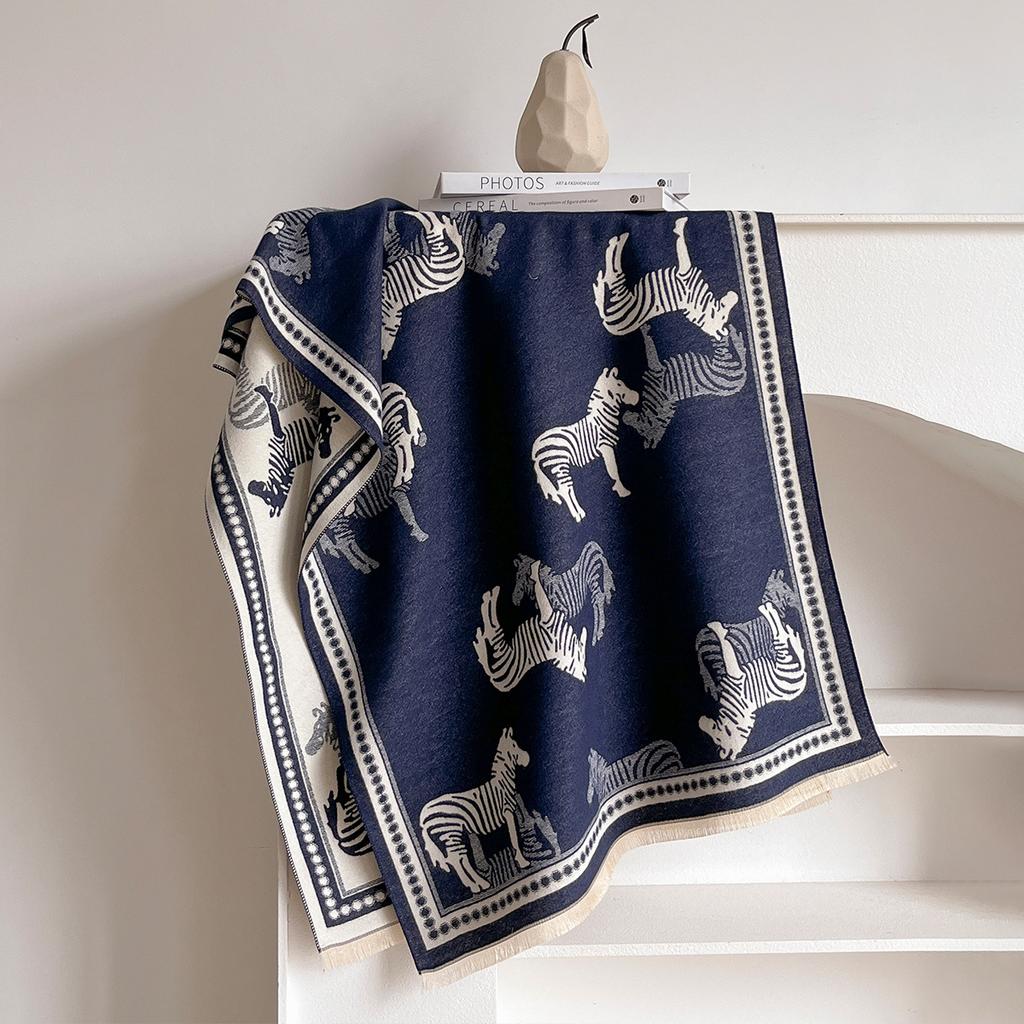 Luxury Women Colorful Bee Animals Pattern Shawl Pashmina Keep Warm Autumn Winter Scarf For Mujer Femme Stylish Accessory Bufanda
