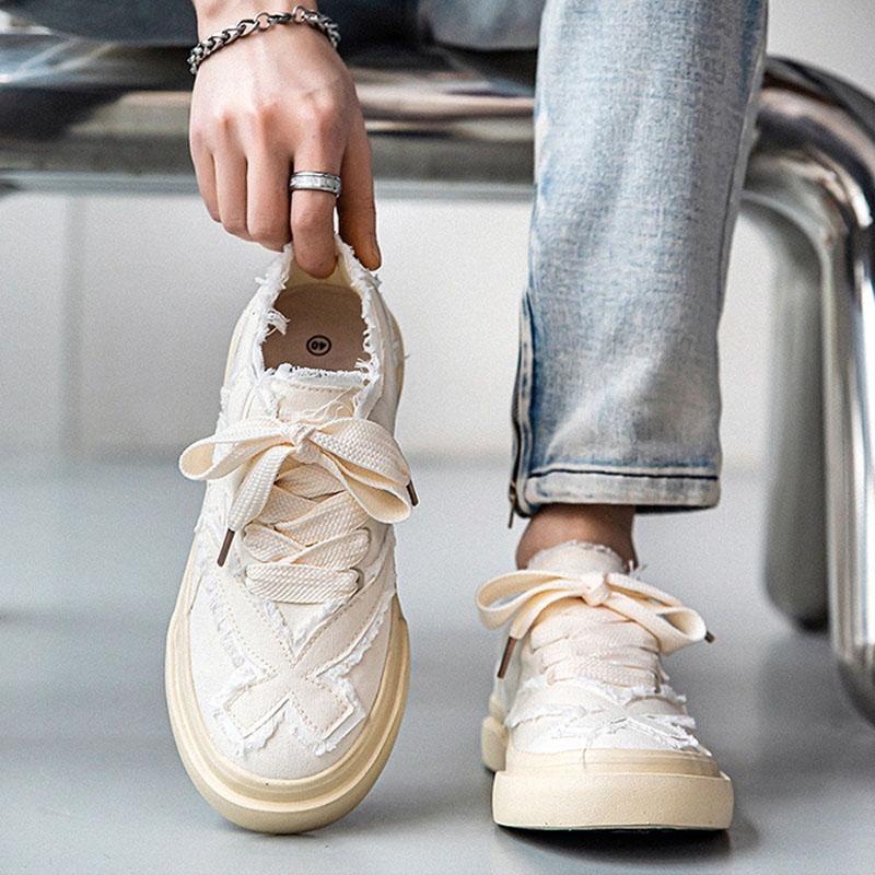 Vintage Men Tassel Canvas Shoes New Platform Sneakers Flat Non-slip Skateboard Shoes Male Lace-up Casual Shoes Tenis Para Hombre