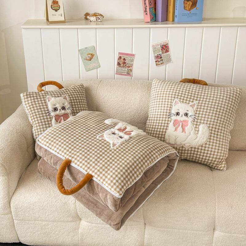 

Cute Soft Flannel 2-in-1 Pillow Blanket Thickened Foldable Multi-Function Nap Blanket Comforter Car Pillow Girls Birthday Gift 40x40cm(100x145cm)