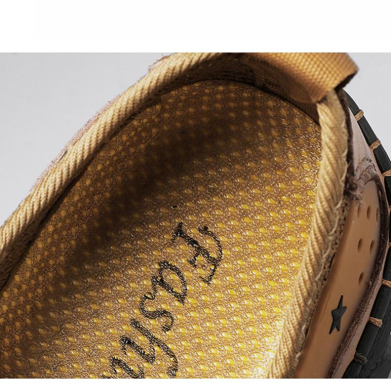 Men's Casual Sneakers Beach Sandals Hole Shoes Outdoor Casual Shoes Summer