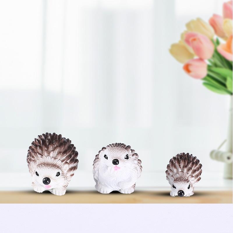 3pcs Cute Resin Hedgehogs Miniatures, Fairy Garden Home Desk Ornament Accessories, Moss Micro Landscape DIY Craft Decoration