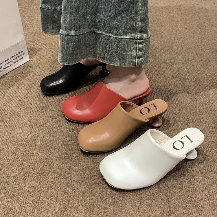 Europe, America 2025 summer and autumn shallow mouth round head middle heel temperament single shoes women wear fashion Muller half drag bag head sand