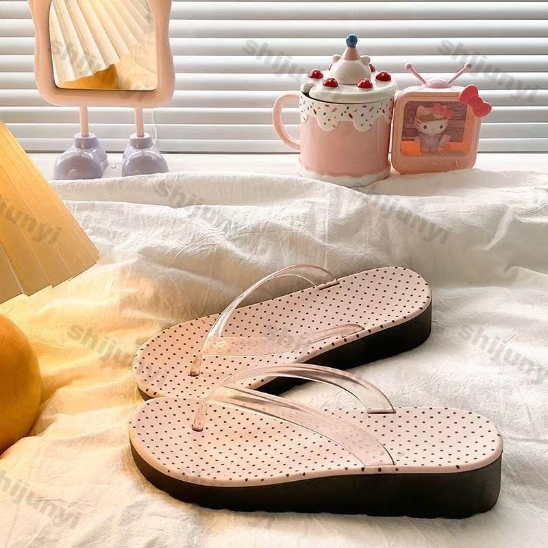 Women's Wedge Shoes 2025 Summer New Leopard Outdoor Breathable Flip Flops Comfortable Non Slip Soft Sole Beach Flats