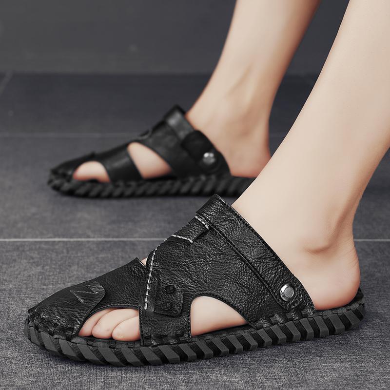 Hot selling men's slippers and sandals in summer  Breathable an comfortable casual men's  New outdoor walking  SANDALS  shoes