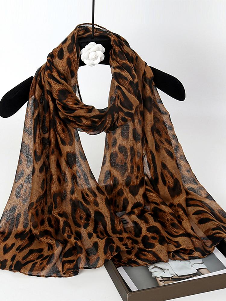 New Vintage Voile Scarf Leopard Print Hijab for Women Lightweight Sunscreen Head Wrap Beach Cover-Up Windproof Travel Scarf
