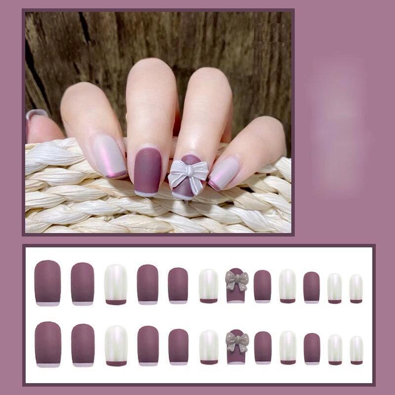24 Pieces False Nail Full Cover Fake Nail Elegant Purple French Frosted Matte Wearable Nails Ellipse Shape Short Fake Nail