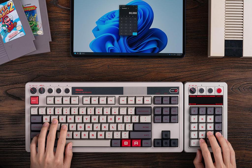 8BitDo Retro 18 Mechanical Numeric Supports Calculator Numeric Keypad for Windows and Android Keypad, Mode, Bluetooth/2.4G/Wired - (N)