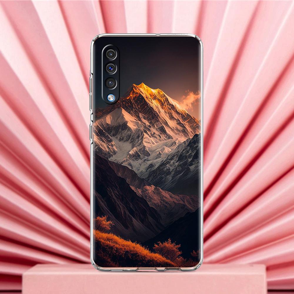 Handyhülle Für Samsung A56 A36 A26 A24 A16 A14 A12 A32 A50 A70 A22 A40 A34 A54 A42 A52 5G A06 Hülle Bergspitzen Landschaft