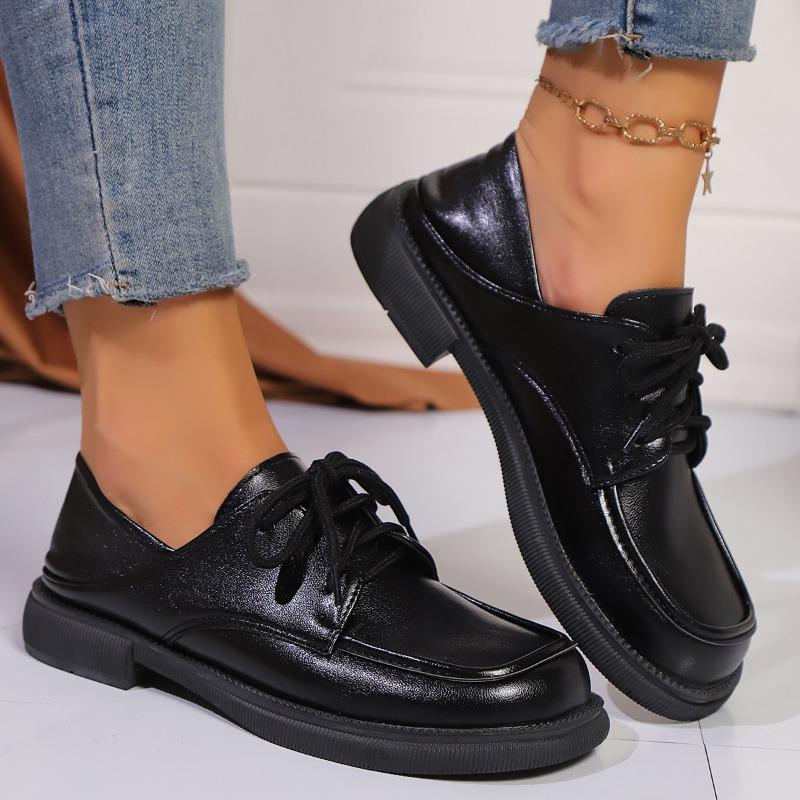 2025 Spring and Autumn New Retro Casual Women's British Style Thick Soled Loafers Fashionable Versatile Comfortable Fit Shoes