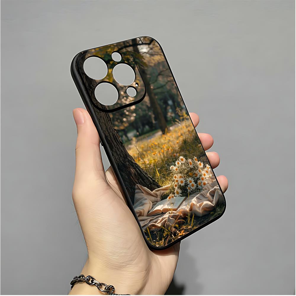 Daisy Phone Case For IPhone 16,15,14,13,12,11,XS,XR,X,8,7,Pro,Max,Plus,mini Silicone Black Cover