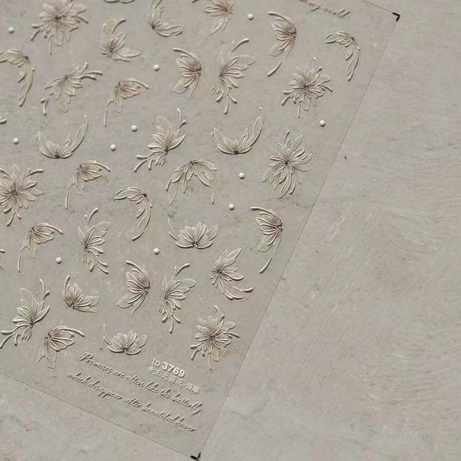 

Relief Nail Sticker Retro Nail Gold Stamping Japanese Dahlia Champagne