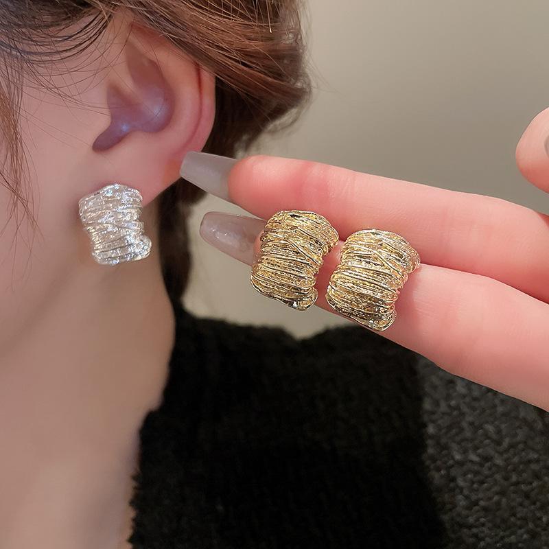 Metal Pleated Curved Earrings