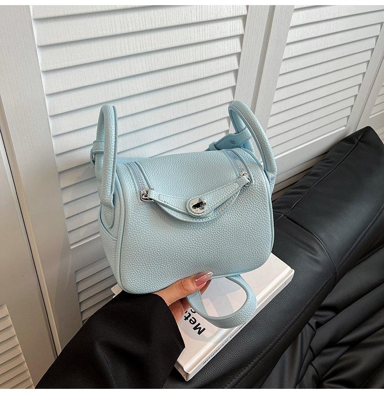 High-end Lychee Pattern Fashion Hand Bag Women's New Versatile Large-capacity Trendy Shoulder Messenger Bag