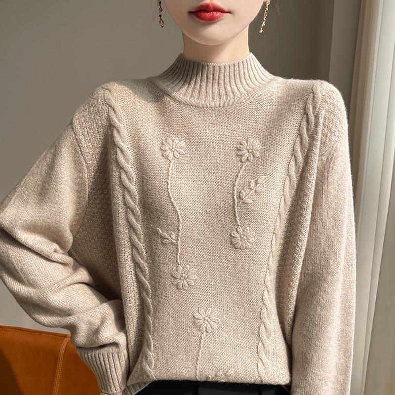 Women's Pure Wool Semi-High Neck Jacquard Pullover Sweater - Thickened, Loose Fit