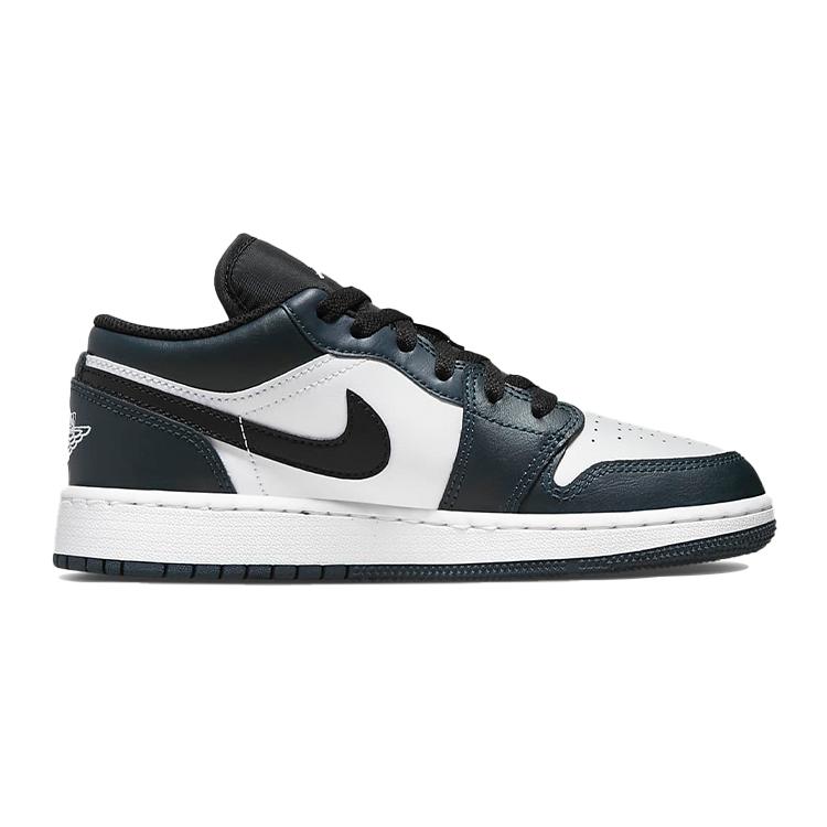 Air Jordan 1 Low Grade School 'Armory Navy' (Unisex) Armory Navy / Black / White Kids' Basketball Shoes 553560 411