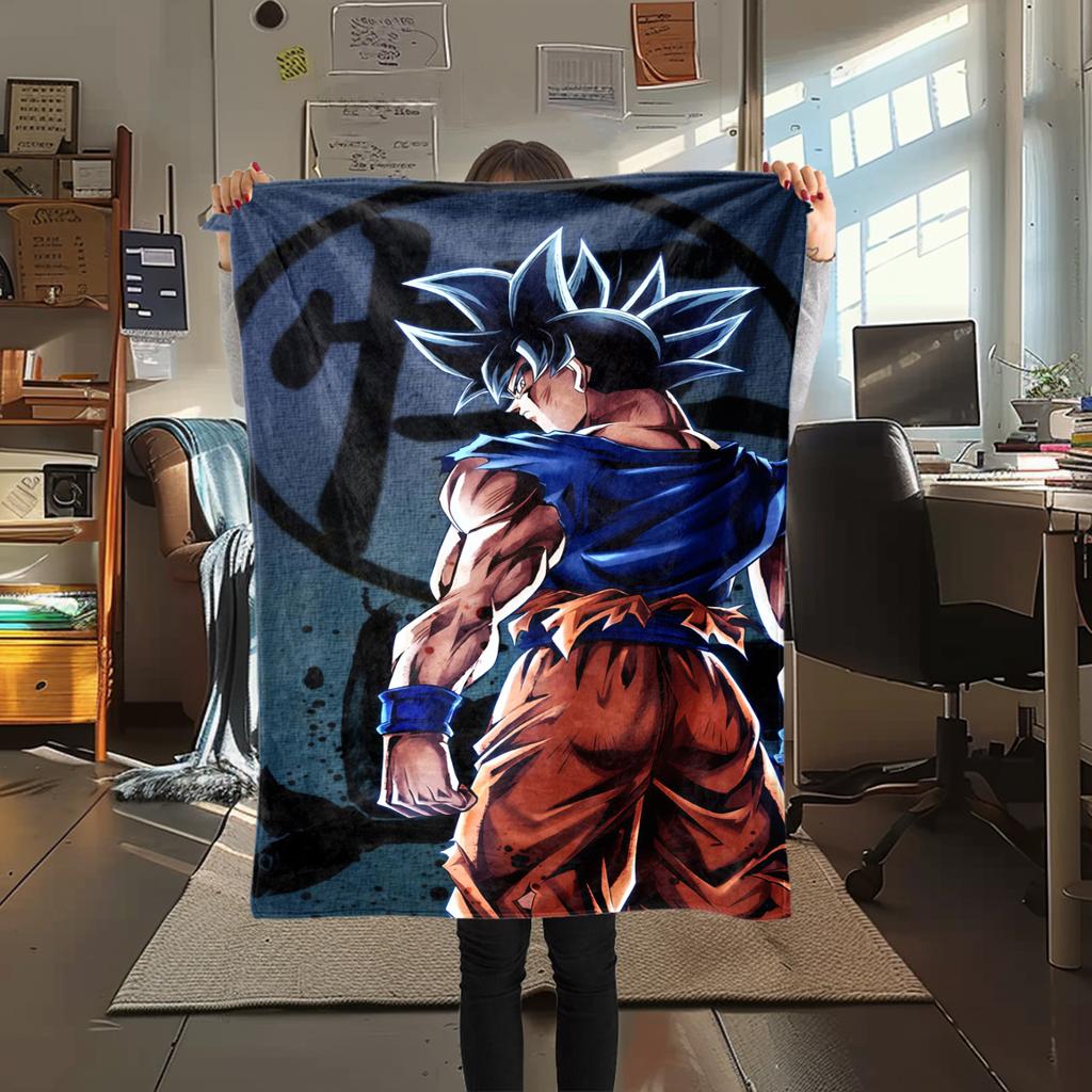 1pz Coperta in Flanella con Stampa Son Goku, Alta Qualità per Tutte le Stagioni, Decorazione per la Casa, Calore e Comfort, Perfetta per Regali di Natale
