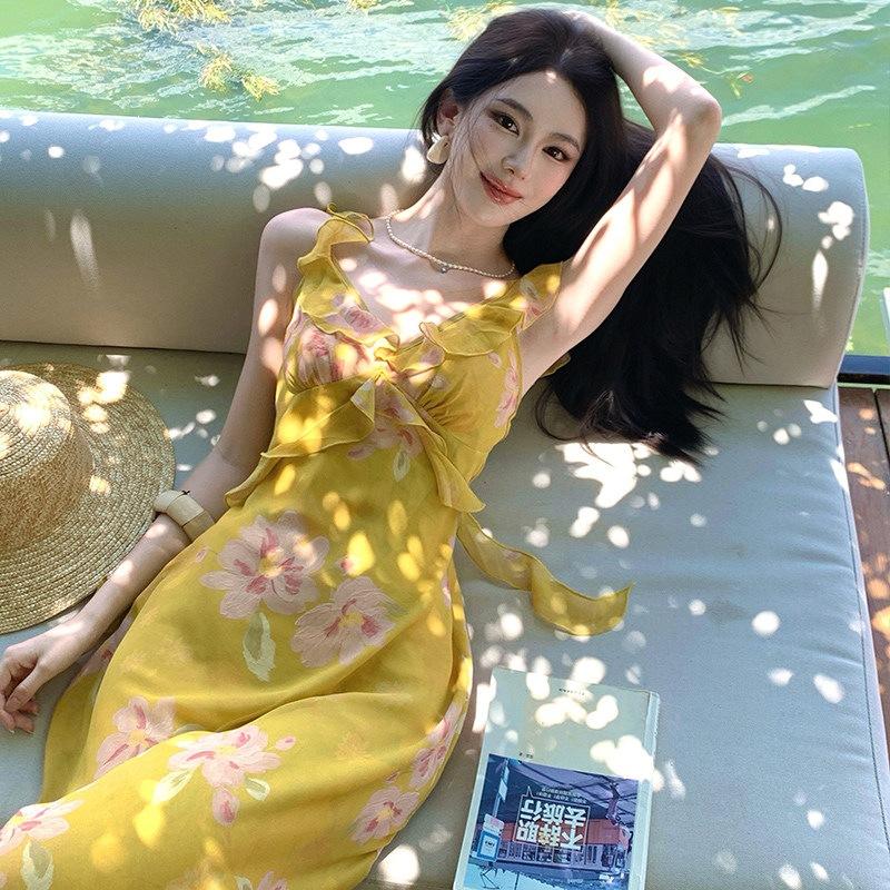 French beautiful lotus leaf edge v-neck yellow printed suspender dress fairy seaside atmosphere vacation style dress