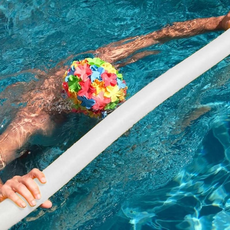 Langer flexibler Schaumstoff Schwimmstab Haltbarkeit Strand Schwimmende Poolnudeln für Kinder Familienpoolaktivität