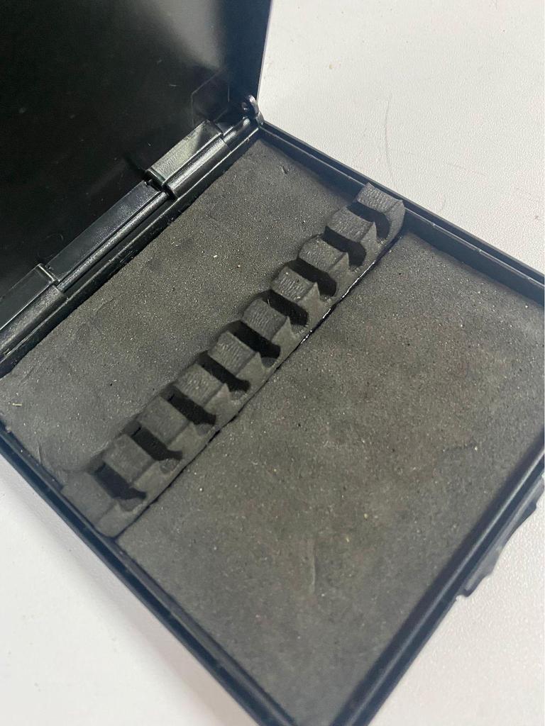 Black 9-Slot Oboe Reed Protection Case - Musical Instrument Accessory