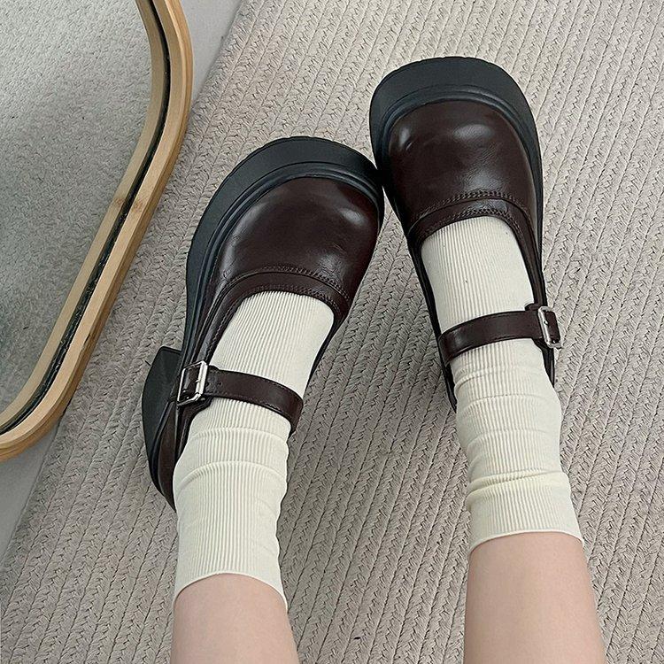 

Brown retro French heightened platform small leather shoes women s 2025 new summer thick heel Mary Jane light mouth single shoes 40