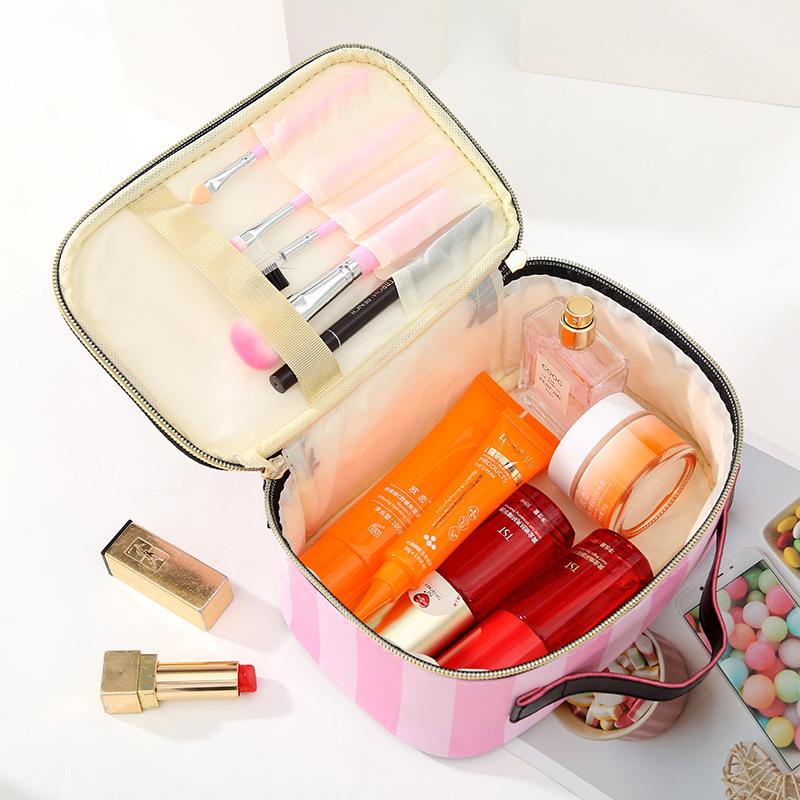 Kožená přenosná dámská kosmetická taška Multifunkční cestovní úložný organizér na toaletní potřeby Kabelka Vodotěsné dámské pouzdro na make-up