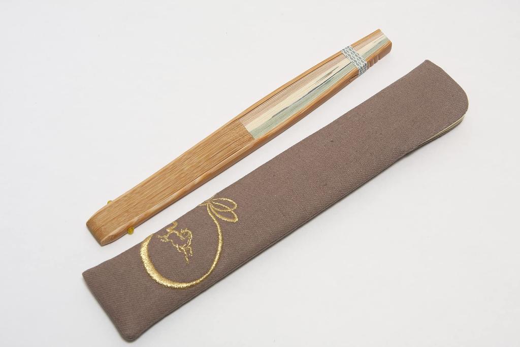 Handcrafted by Kyoto with Fan Case and Paper Box [Hasegawa] Men's Kyoto-style Fan, Artisans, (gourd Design)