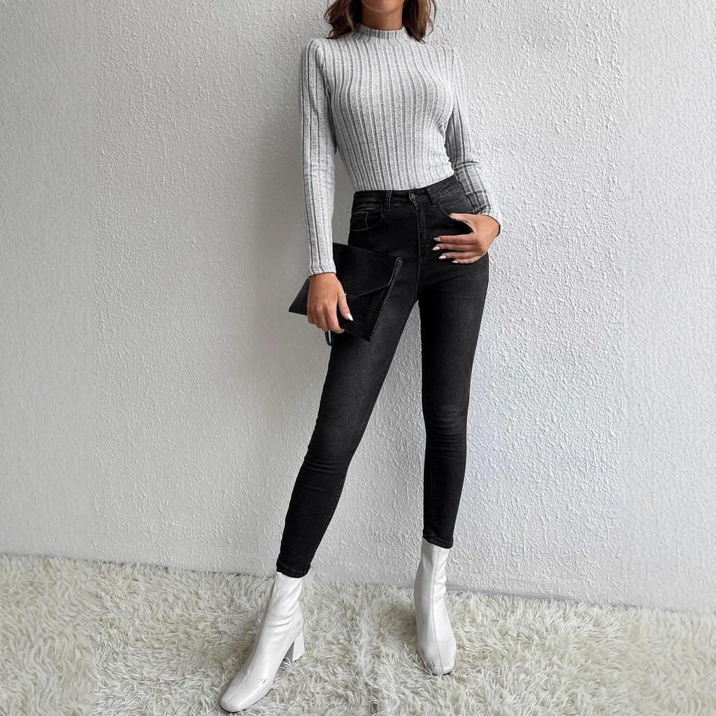 2026 Women's European and American Ribbed Long Sleeve Knit Base Layer T-shirt