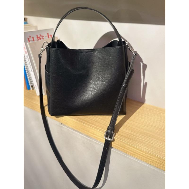 New cowhide leather premium feeling bucket bag tote bag underarm bag shoulder crossbody handbag bag women's bag