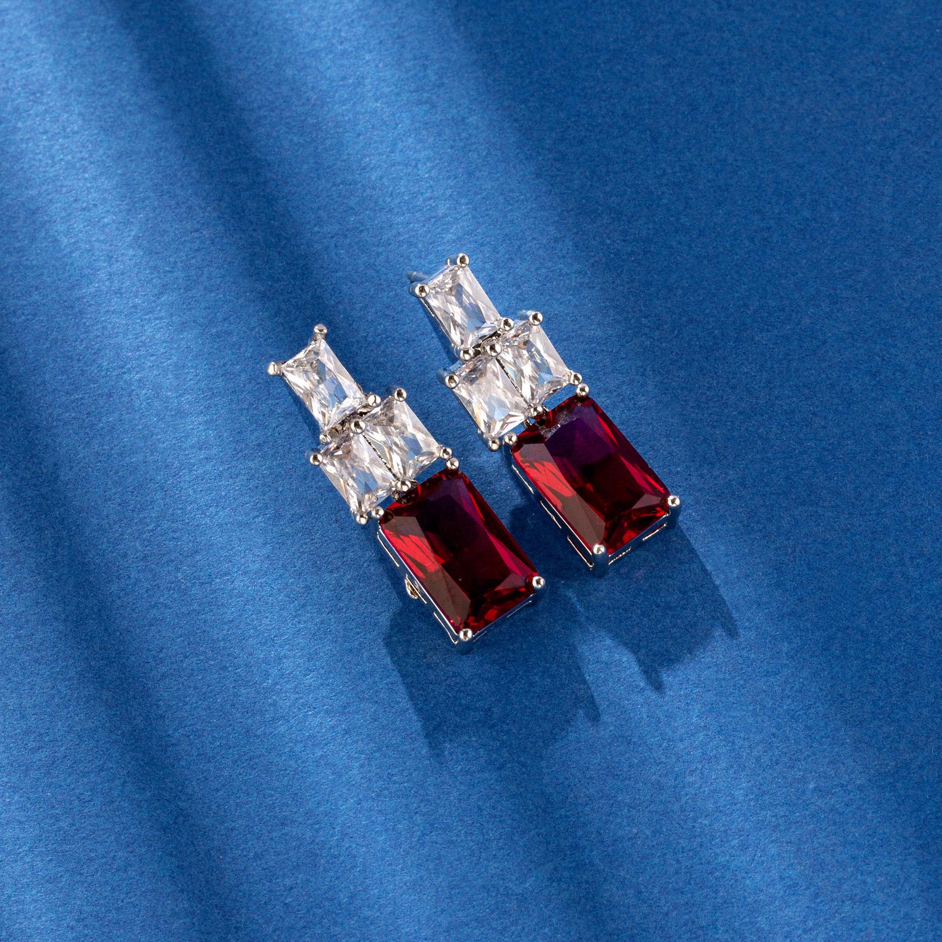 

Three-Dimensional Square Zircon Earrings for Women - Trendy Sweet & Spicy Girl Style