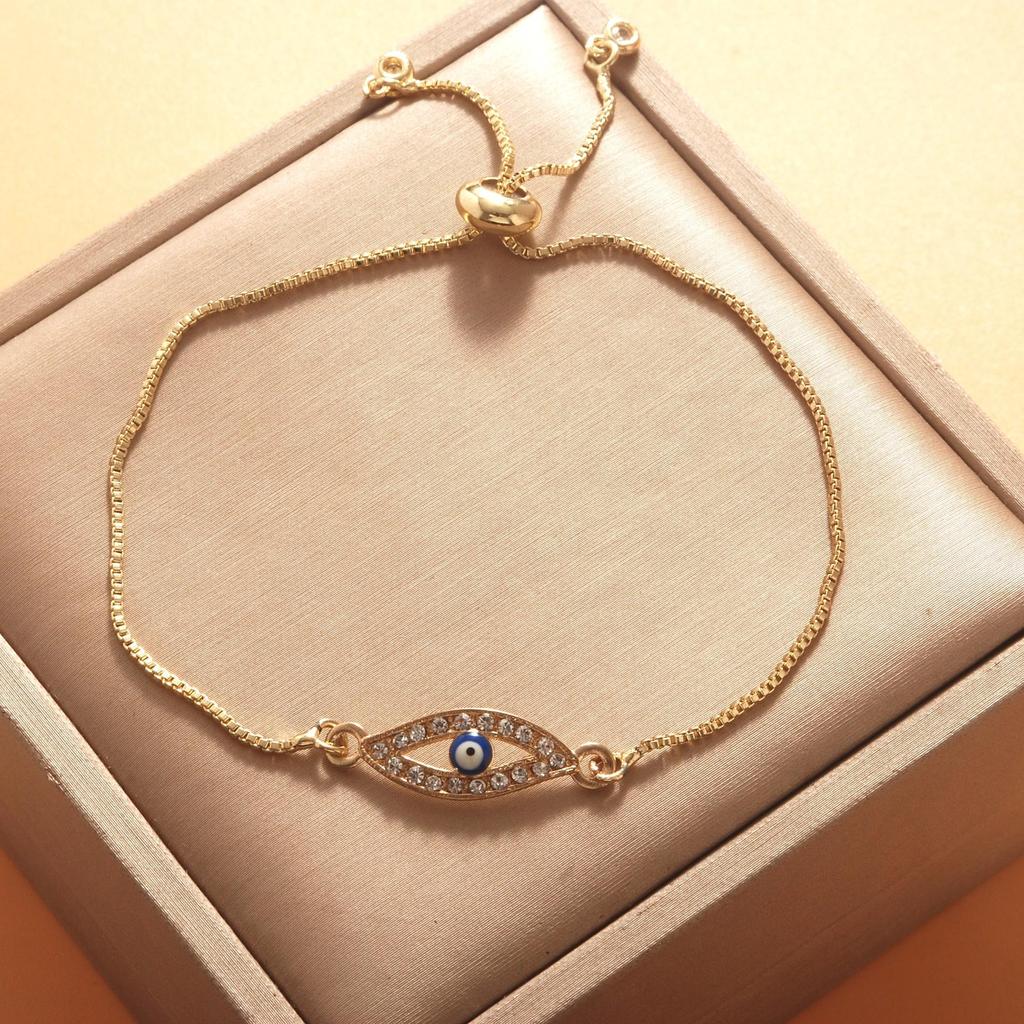 Verstellbares 8-förmiges Evil Eye Herzarmband für Damen - Europäische & Amerikanische Mode, Südostasiatischer Einfluss