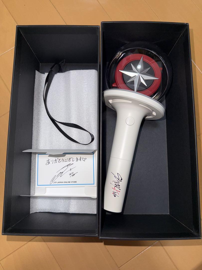 

[USED] STRAY KIDS OFFICIAL LIGHT STICK penlight
