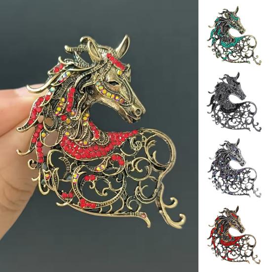 1/4Pcs Retro Style Brooch Sparkling Rhinestones Inlaid Horse Head Design Pin Clothes Hats Bags Badge Horse Year Zodiac Accessories