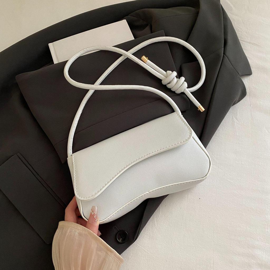 2025 Women's Autumn Minimalist Crossbody: New Niche Design Single Shoulder & Underarm Bag.