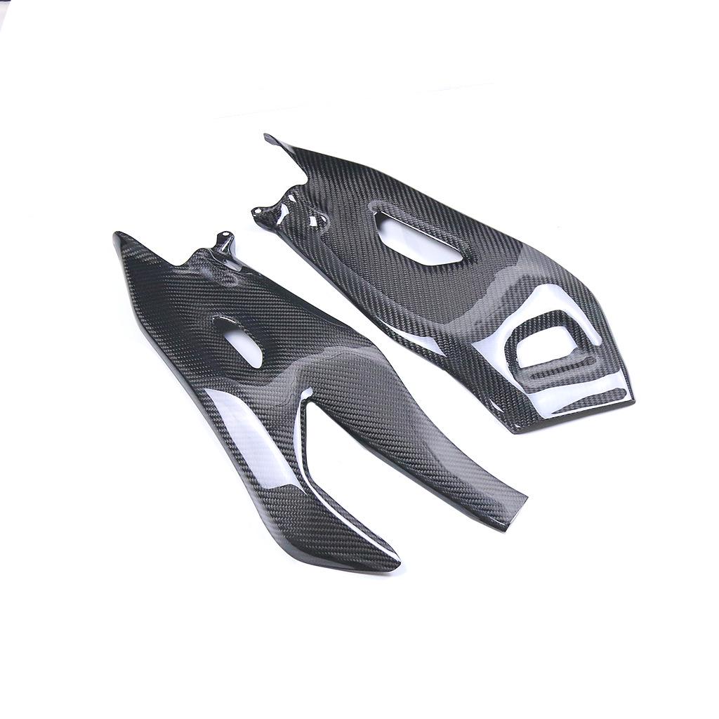 Yamaha R1/M MT10/FZ10 Carbon Fiber Swingarm Protector