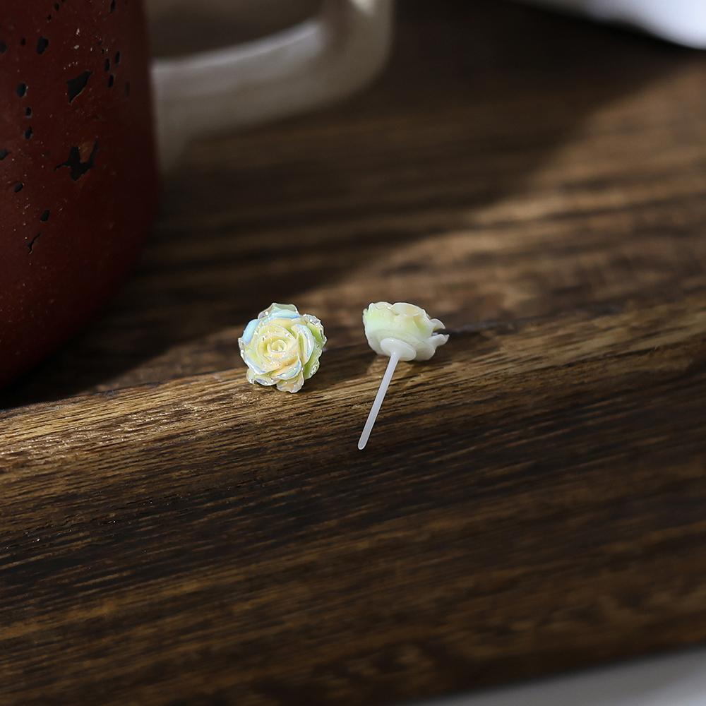 Bioceramic Needle Resin Flower Mini Stud Earrings For Women Allergy Prevention Piercing Ear Hole Jewelry