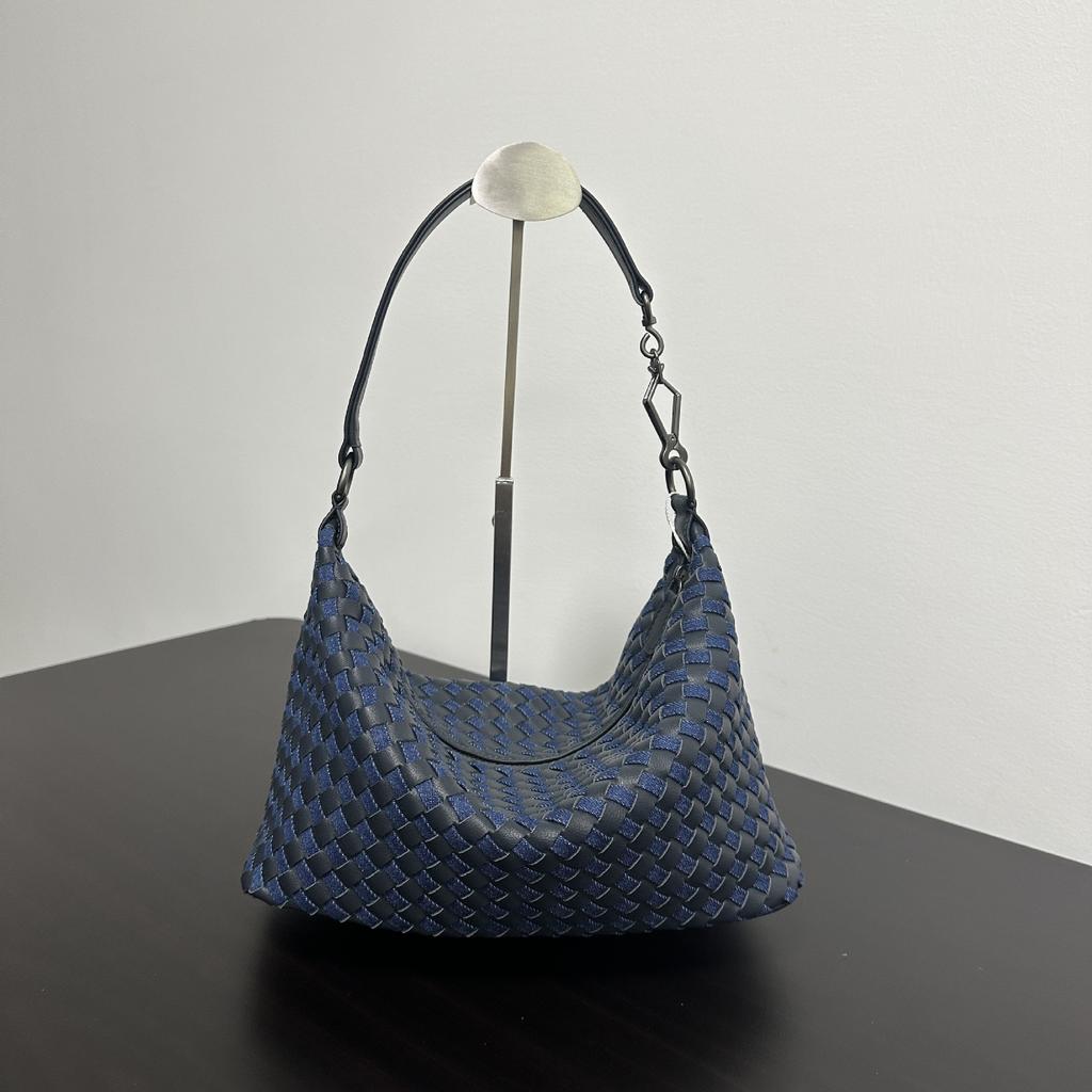 Leather Hand-woven Large Lunch Box Bag, Dog Walking Bag, Underarm Bag, Daily Versatile Handbag, Shoulder Messenger Bag, Women's