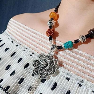 Trendy Ethnic Style Necklace & Versatile Sweater Chain for Women’s Cotton and Linen Outfits