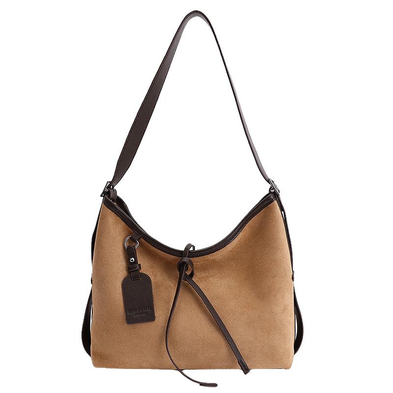 

Модный дизайн замшевого ремешка контрастного цвета 2025 новая сумка-тоут женская высококлассная сумка на одно плечо хаки