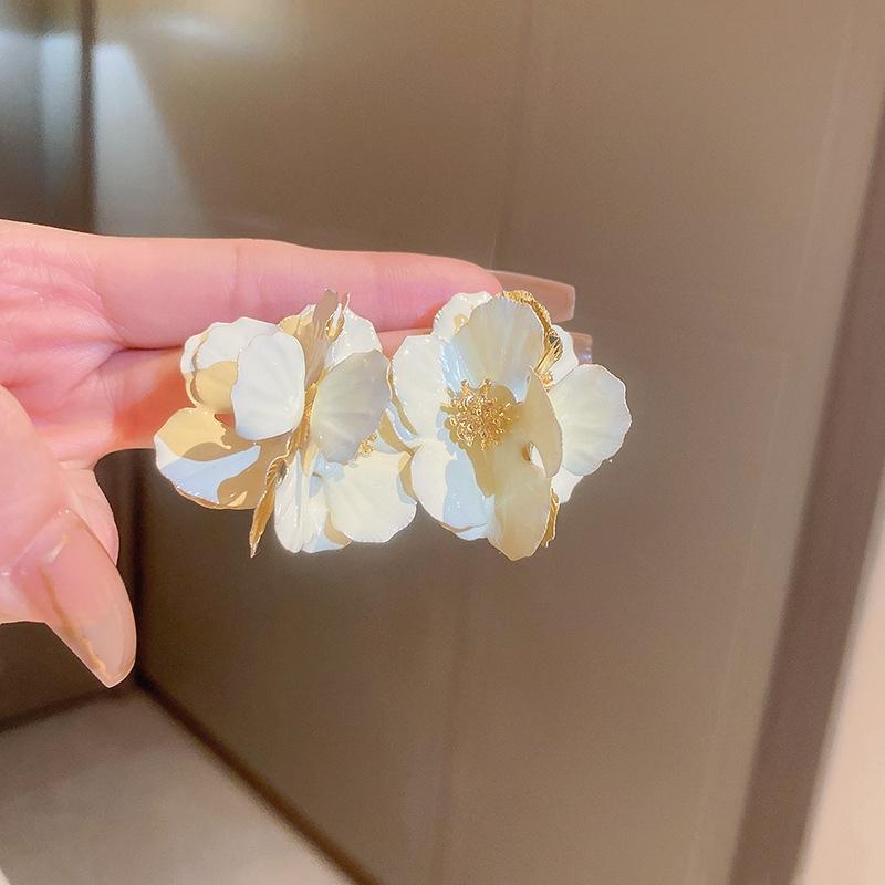 Mode Vintage Ölgemälde Stil Imitiert Barock Perlenblumen Ohrringe Tropfglasur Ohrring Damen Zart Hochwertige Accessoires