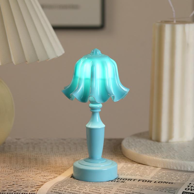 European Retro LED Night Lamp: Textured Small Desk or Bedside Decor with Palace Lantern Style