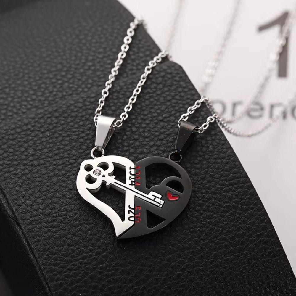 Personalized Design Couple Necklace Fashion Stitching Key Lock Jewelry  Valentine'S Day Gift