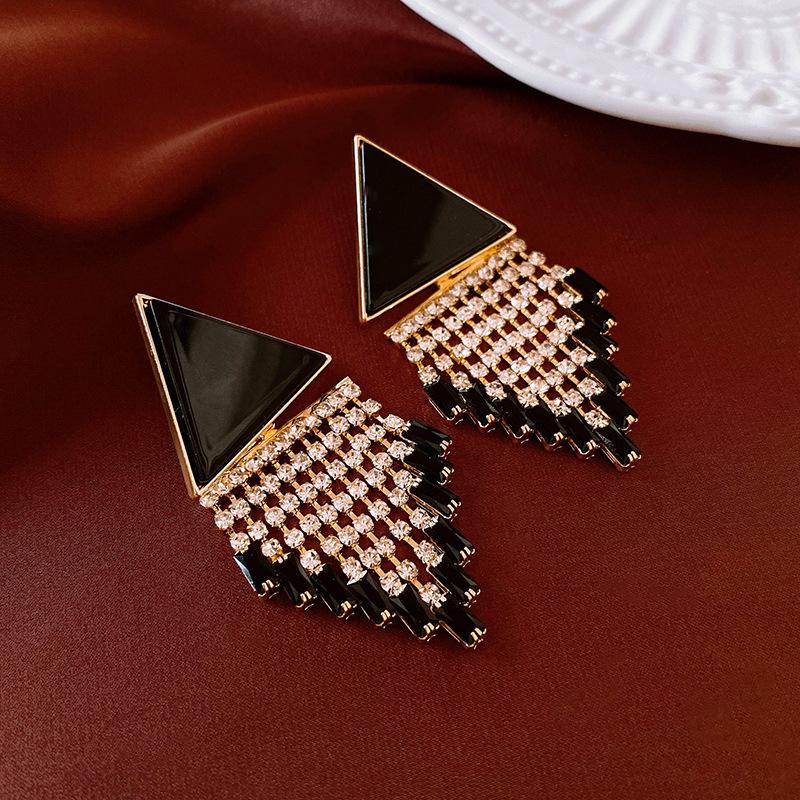 European and American Diamond-set Oval Earrings Retro Earrings Niche Light Luxury High-end Earrings Women