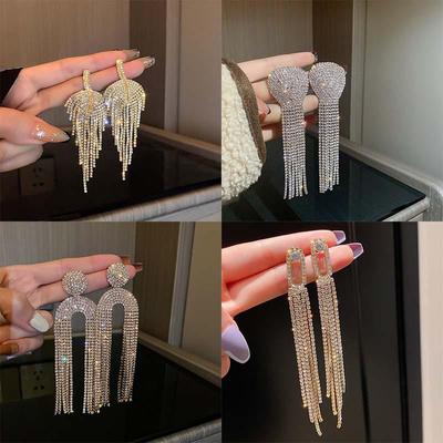 Exquisitos Pendientes de Borla de Diamantes Aguja de Plata: Estilo Europeo y Americano, Moderno, Atrevido y Único Joyería para la Oreja para Mujeres